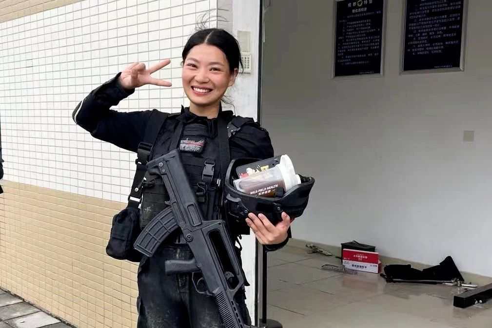 挑战极限！女子射击选手完美发挥