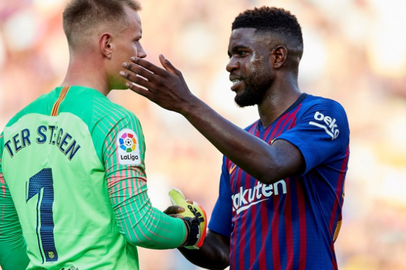 易胜博体育-汉堡球员集体发挥出色，完胜对手取得三分