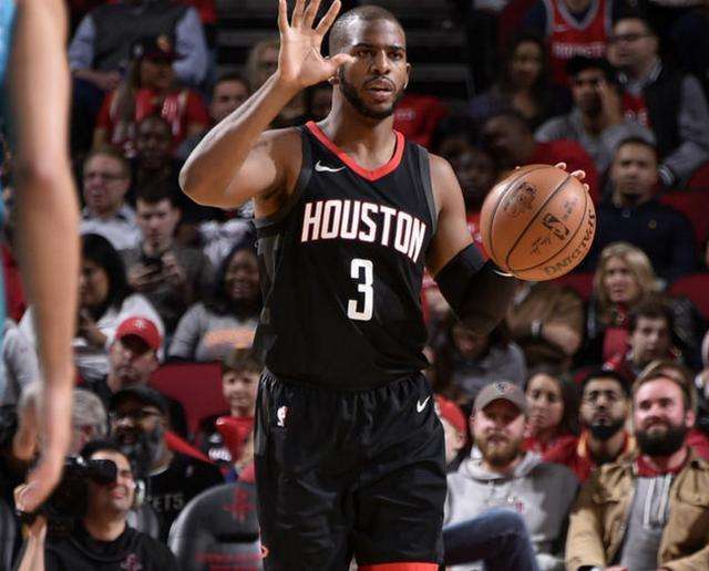 汉堡球员集体发挥出色，完胜对手取得三分