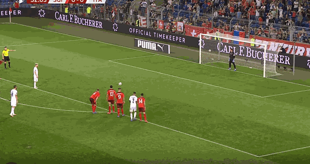 瑞士逼平意大利，惊险跻身16强名单