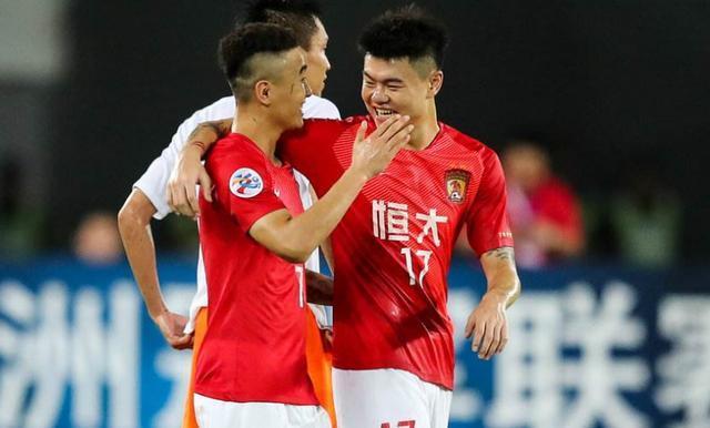 广州之战：富力PK恒大，胜负不分！