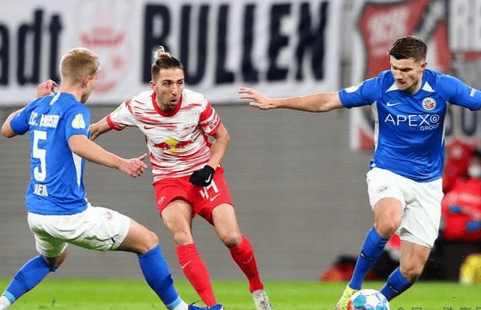 纽伦堡联赛前景乐观，全队备战