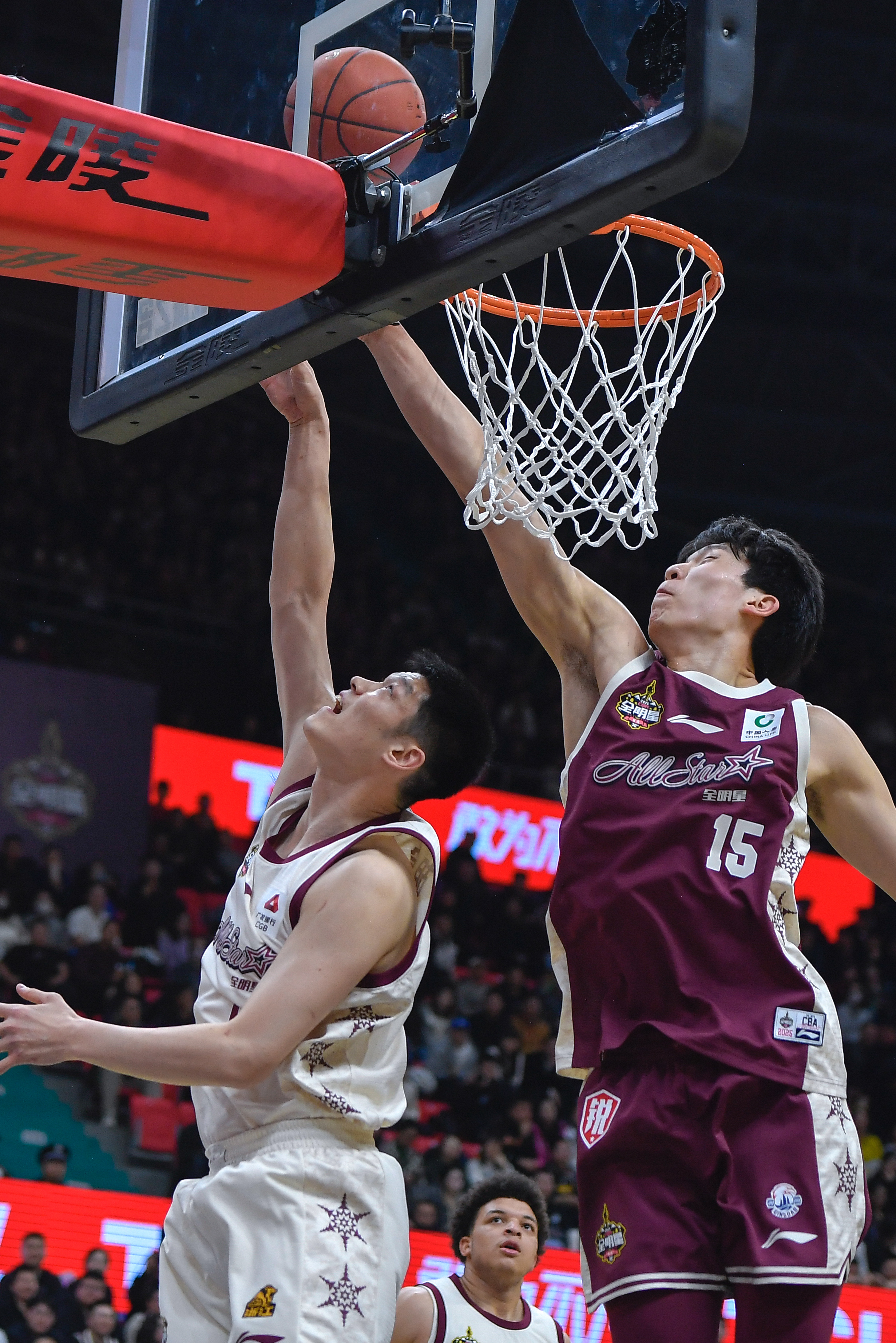 新年新景象！CBA明星球员精心筹备球赛