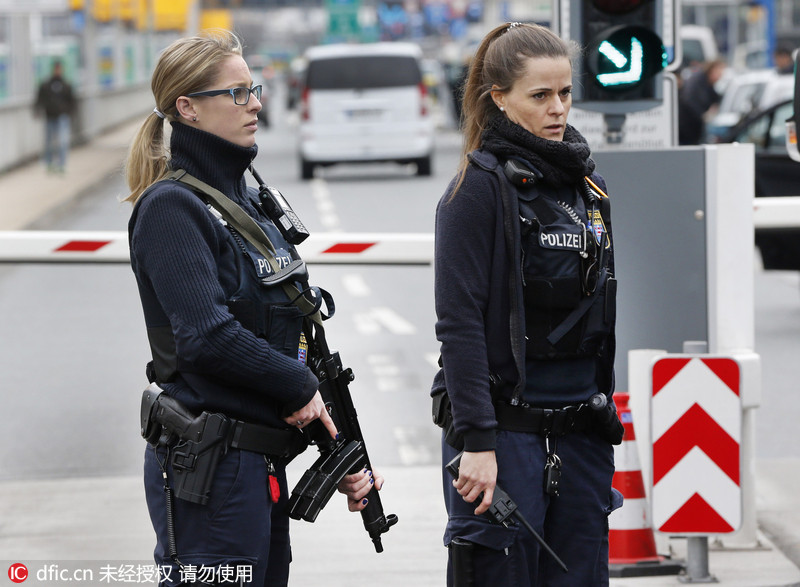 比利时遭遇惊吓，险胜对手保住榜首位置