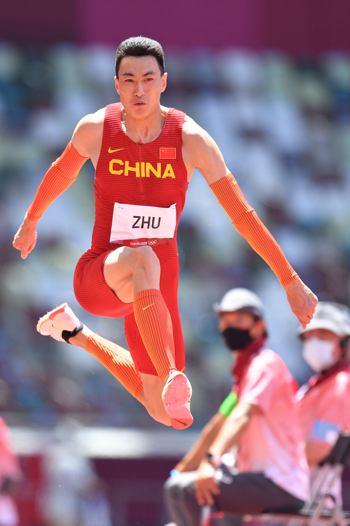 易胜博体育-运动员们奋发向前，刷新个人最佳成绩