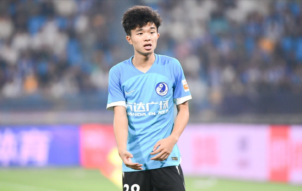 易胜博体育-大连人队再次胜利，晋级半决赛