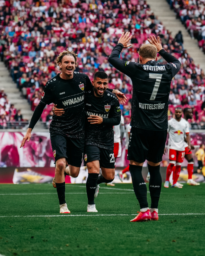 ysbSPORTS-RB莱比锡队夺冠心切，以胜利开局