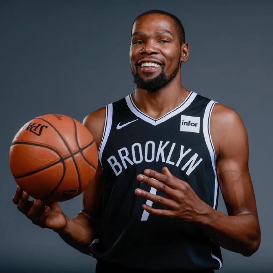 纽伦堡客场不敌强敌，球队需谨慎调整