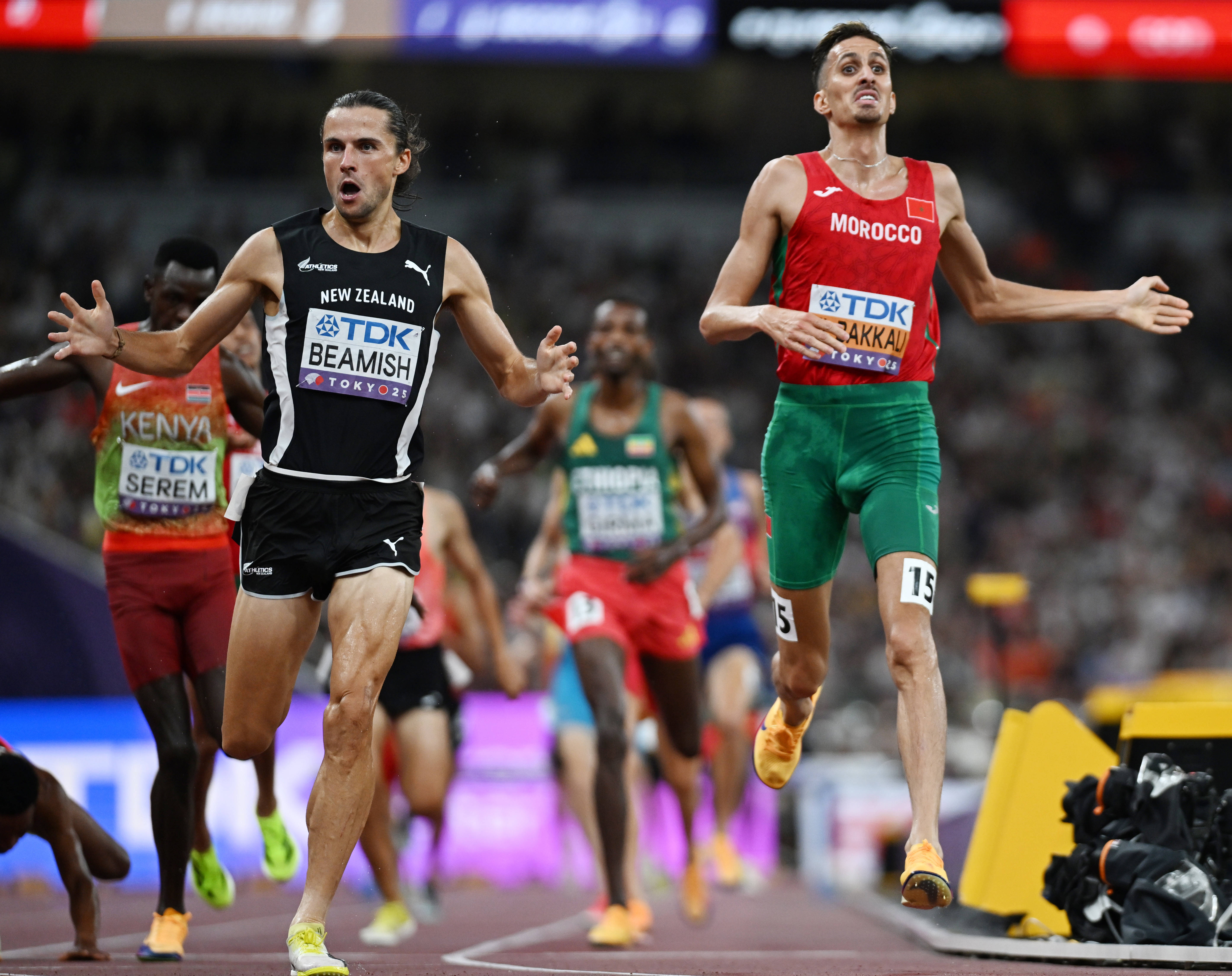 摩洛哥选手勇夺男子3000米障碍赛银牌