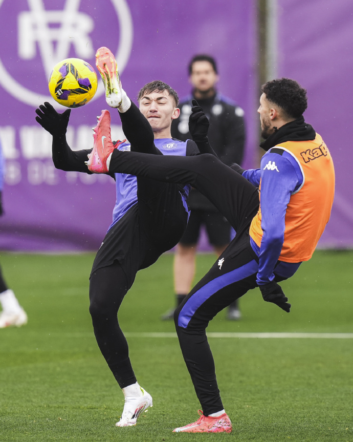 巴拉多利德守势狂赞，主场击败对手