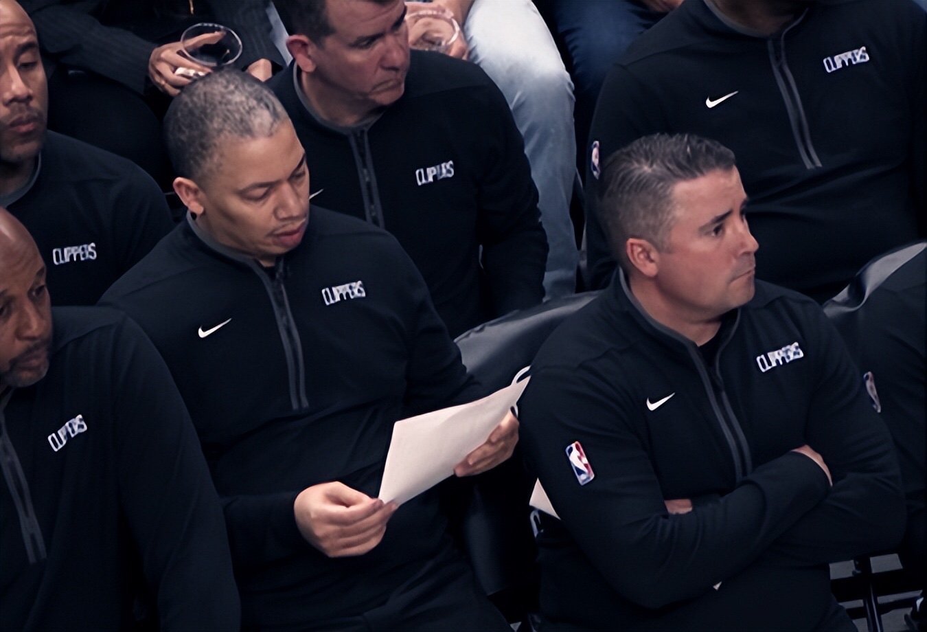 刚劲攻防！胜利在拳拳之中取得