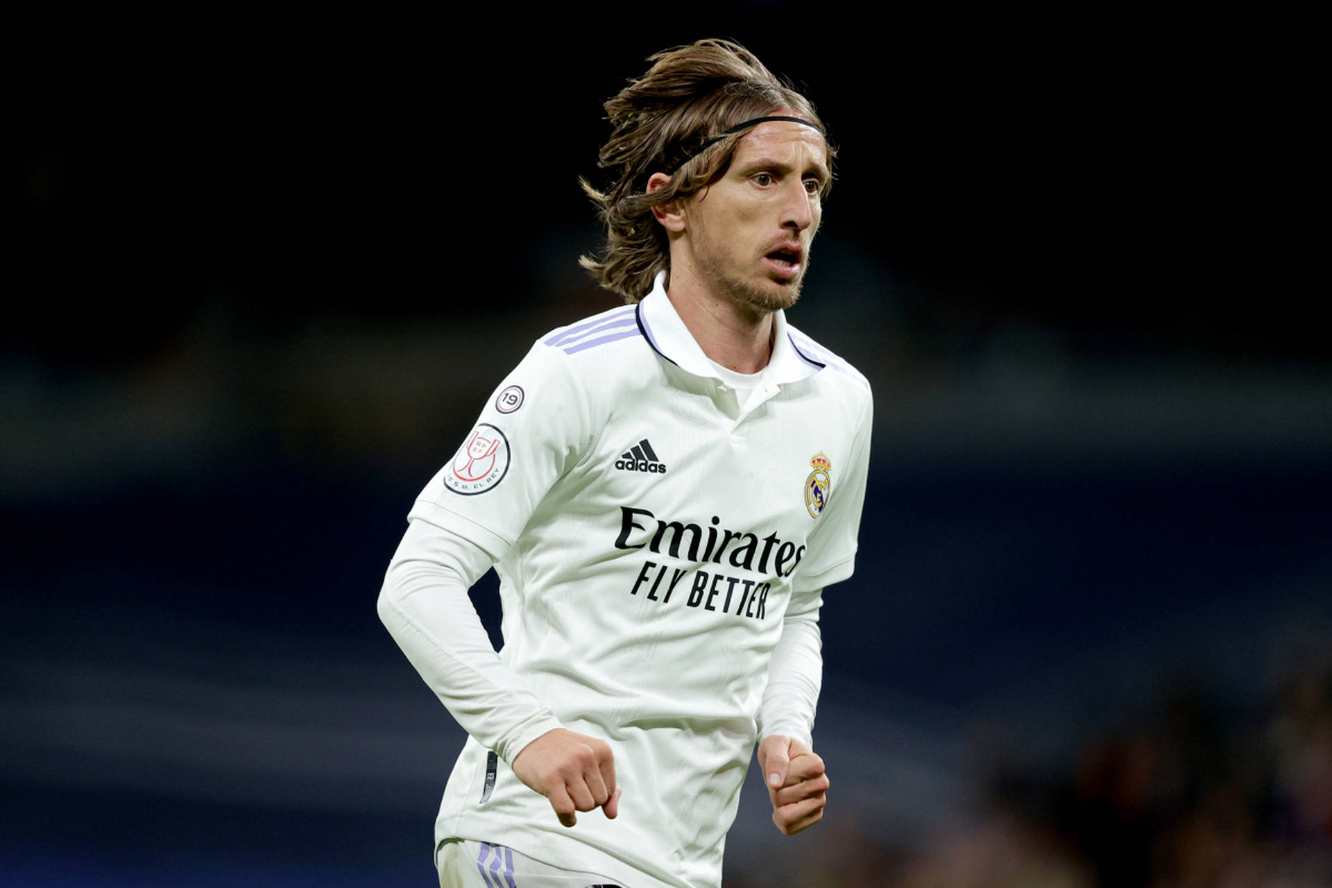 易胜博体育-皇家马德里足球俱乐部引进巴西后卫加强防守