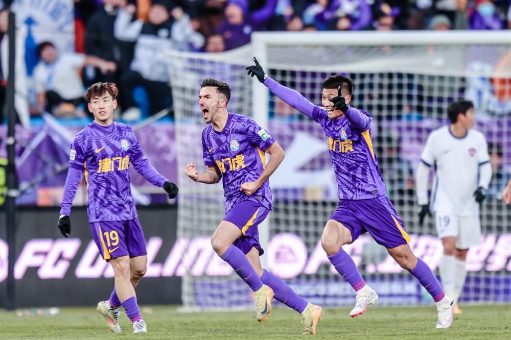 不莱梅客场战胜对手,保留保级希望 不莱梅客场战胜对手,保留保级希望