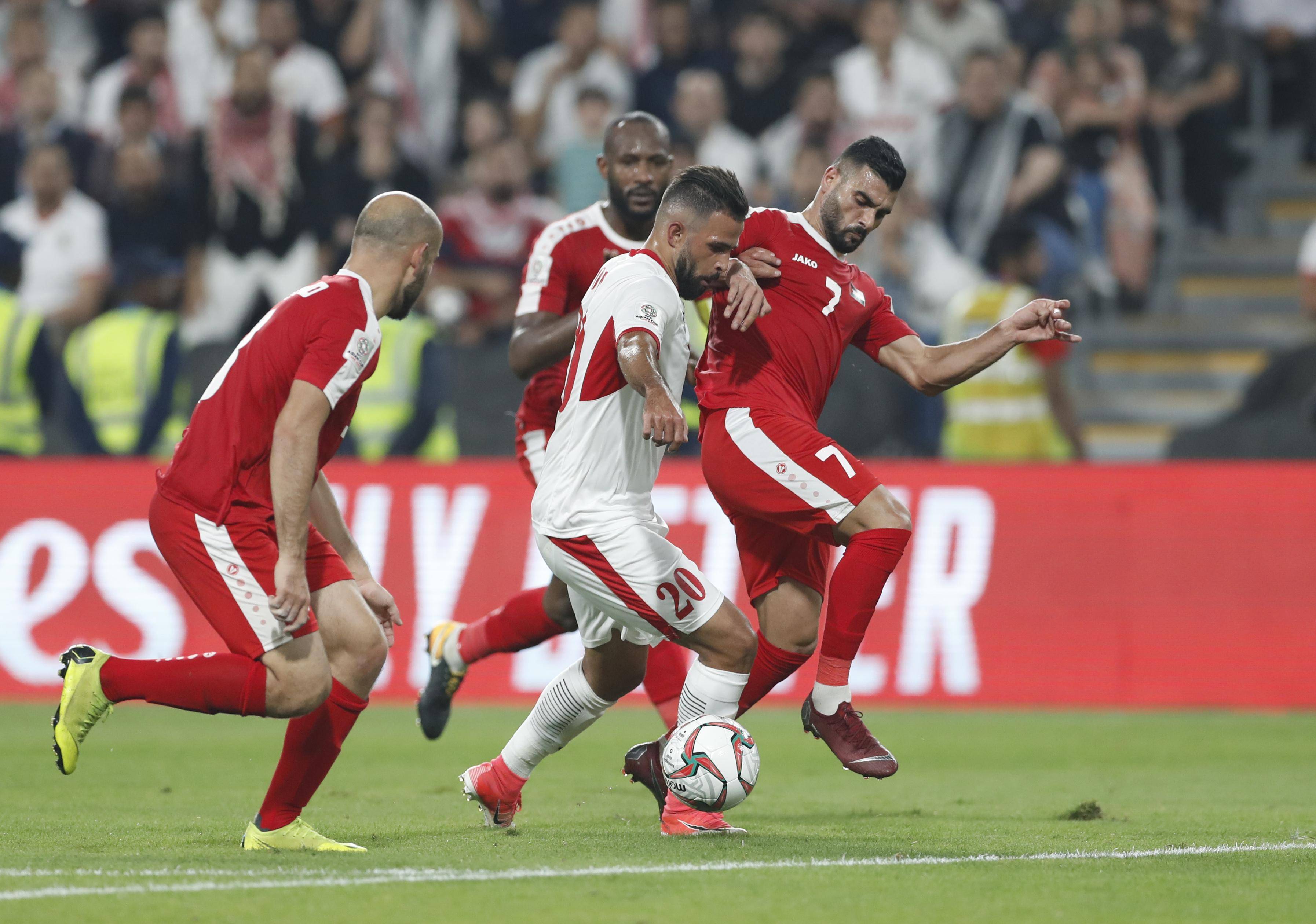 易胜博体育-沙特球队在欧洲赛场上取得历史性胜利