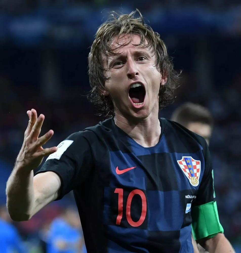 克罗地亚击败波兰，进入欧预赛半决赛对决