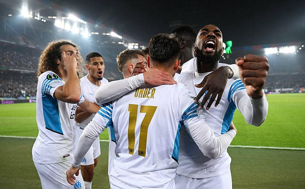 里昂主场告捷,继续追赶榜首球队 里昂主场告捷,继续追赶榜首球队