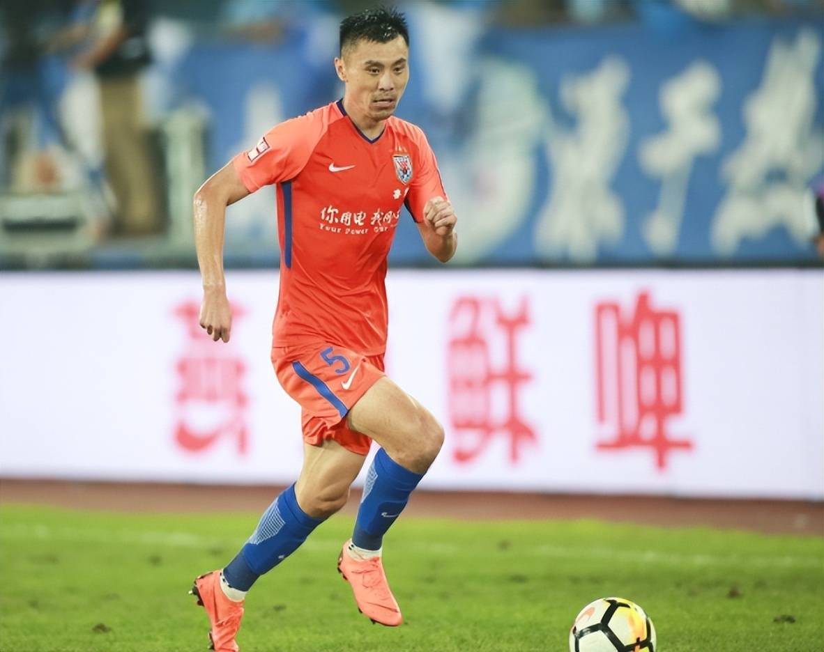 易胜博体育-鲁能主场与鲁能苦战，最终握手言和