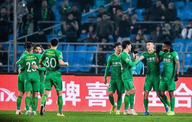 易胜博体育-泰达主场不敌恒大，积分榜上遭遇连败