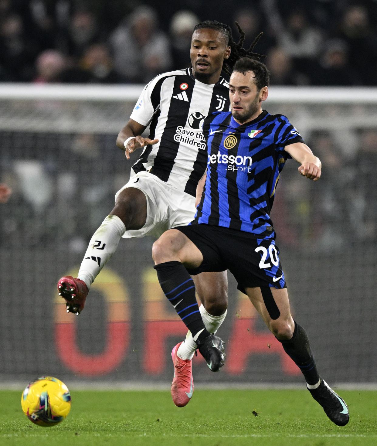 意甲联赛焦点：尤文图斯主场击败对手