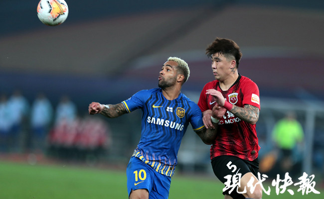 苏宁不敌上港,出线形势扑朔迷离 苏宁不敌上港,出线形势扑朔迷离