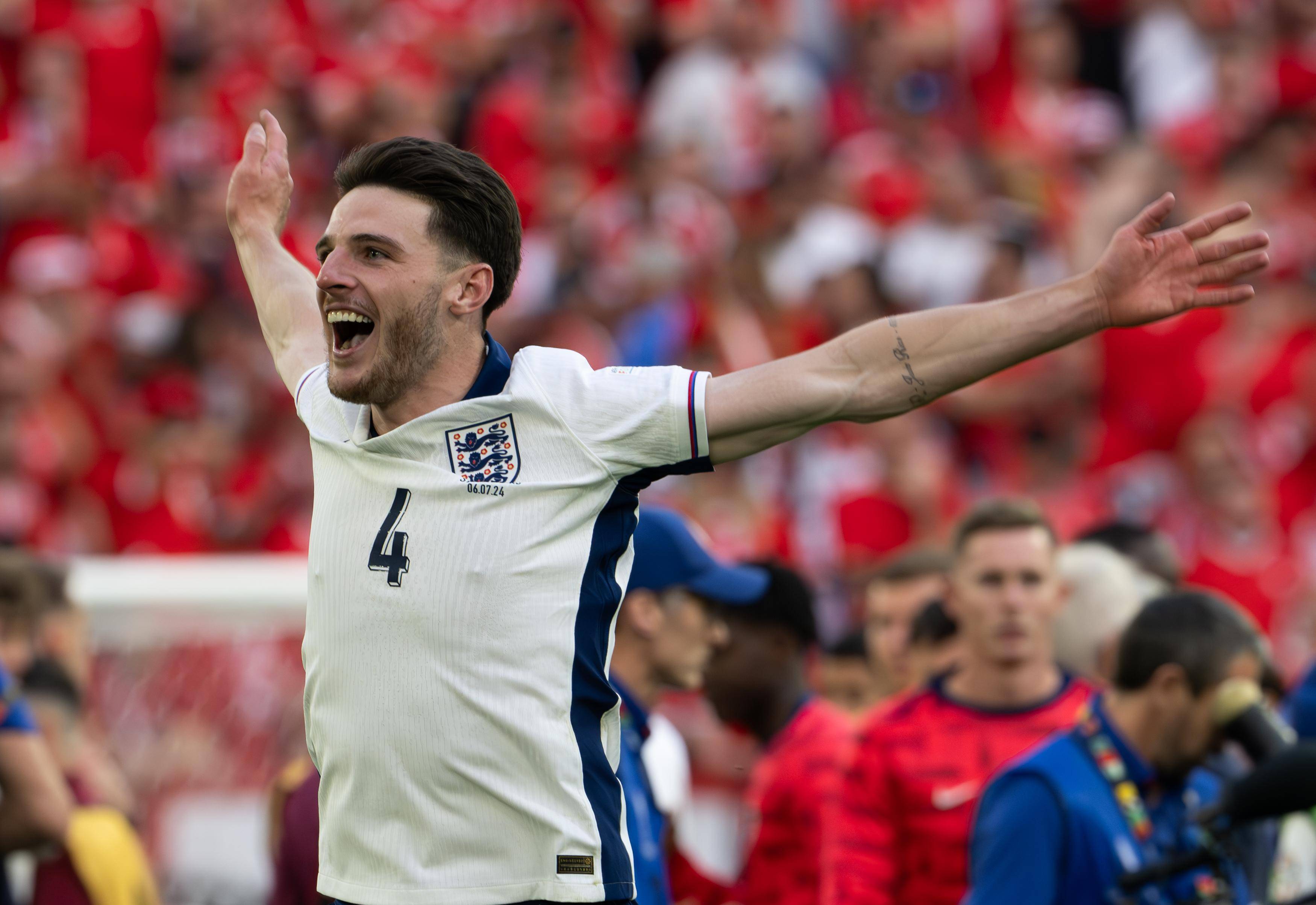 ysbSPORTS-英格兰大破瑞典，全队表现精彩获得胜利