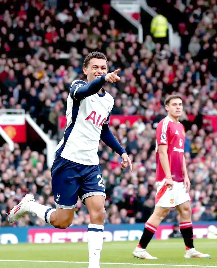 热刺主场惨败曼联，球队疲于应付