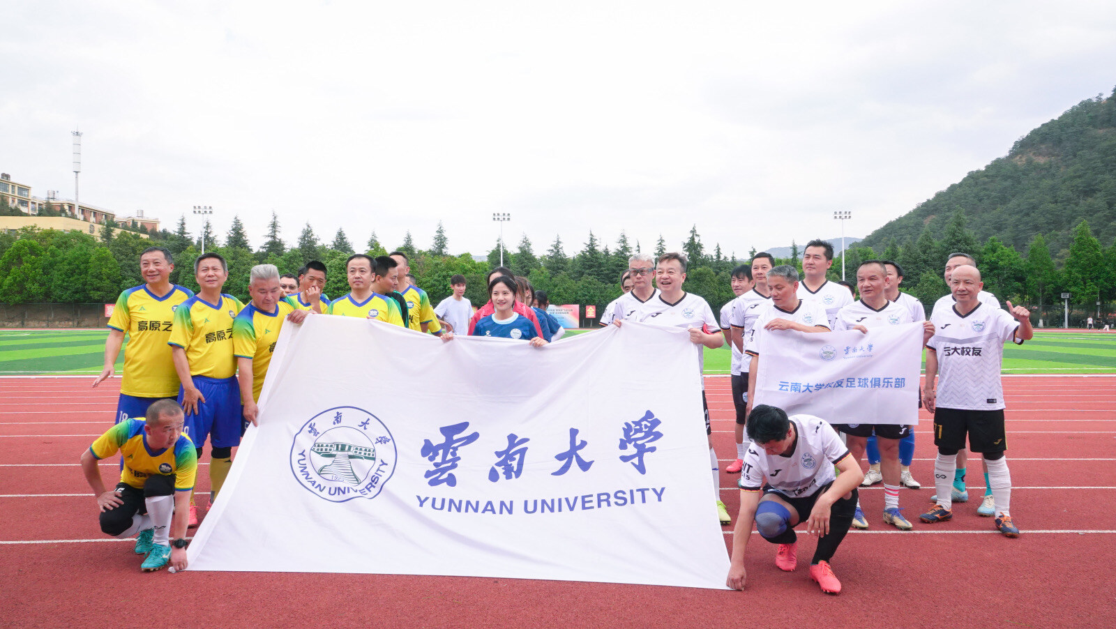 易胜博体育-云南队主帅强调团结合作，球员互相切磋提升整体实力