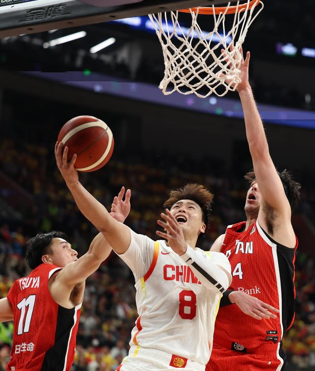 ysbSPORTS-中国篮球职业联赛：球员们准备全力以赴战斗