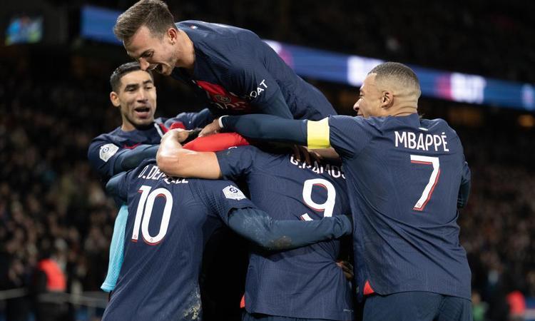 易胜博体育官方网站-法甲豪门集结，备战冠军争夺战