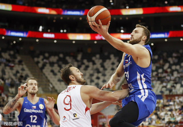 ysbSPORTS-奥地利力克捷克，力争晋级四强