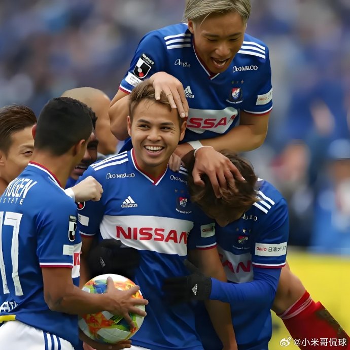 美因茨球队击败实力强劲的对手,引领胜利风向 美因茨球队击败实力强劲的对手,引领胜利风向