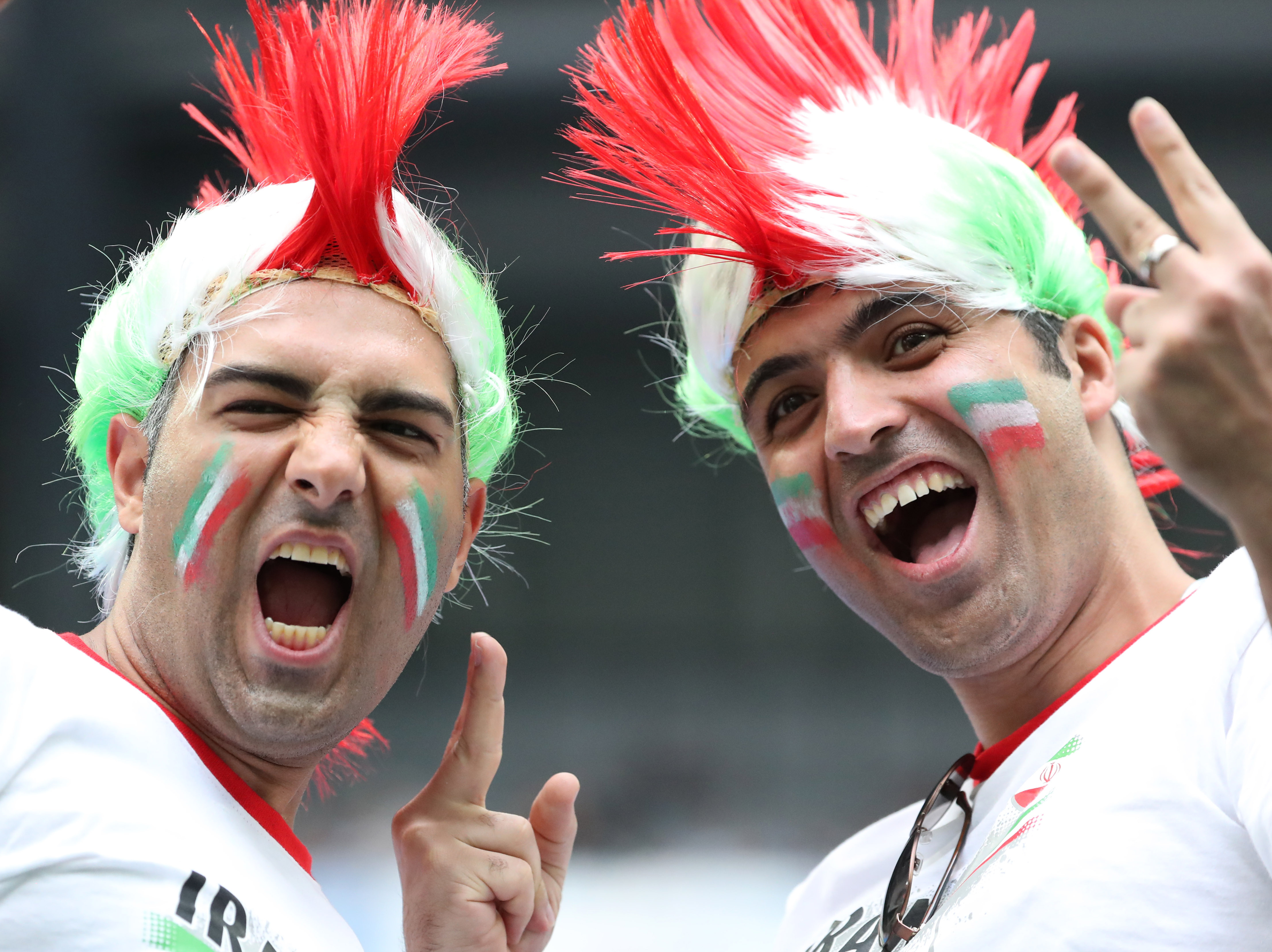 世界各地球迷热情支持自己的所属队伍 世界各地球迷热情支持自己的所属队伍